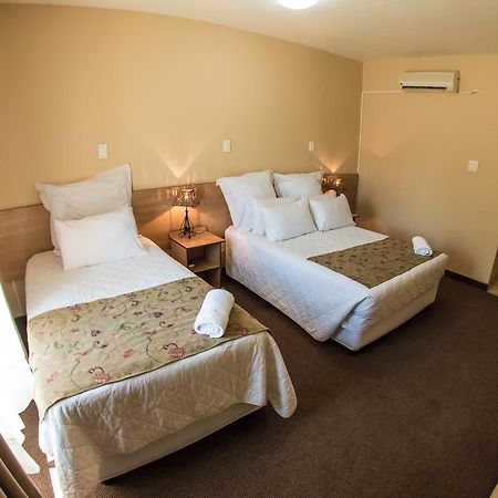 Airport Hotel Kimberley Luaran gambar