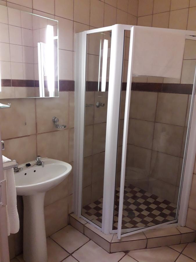Airport Hotel Kimberley Luaran gambar
