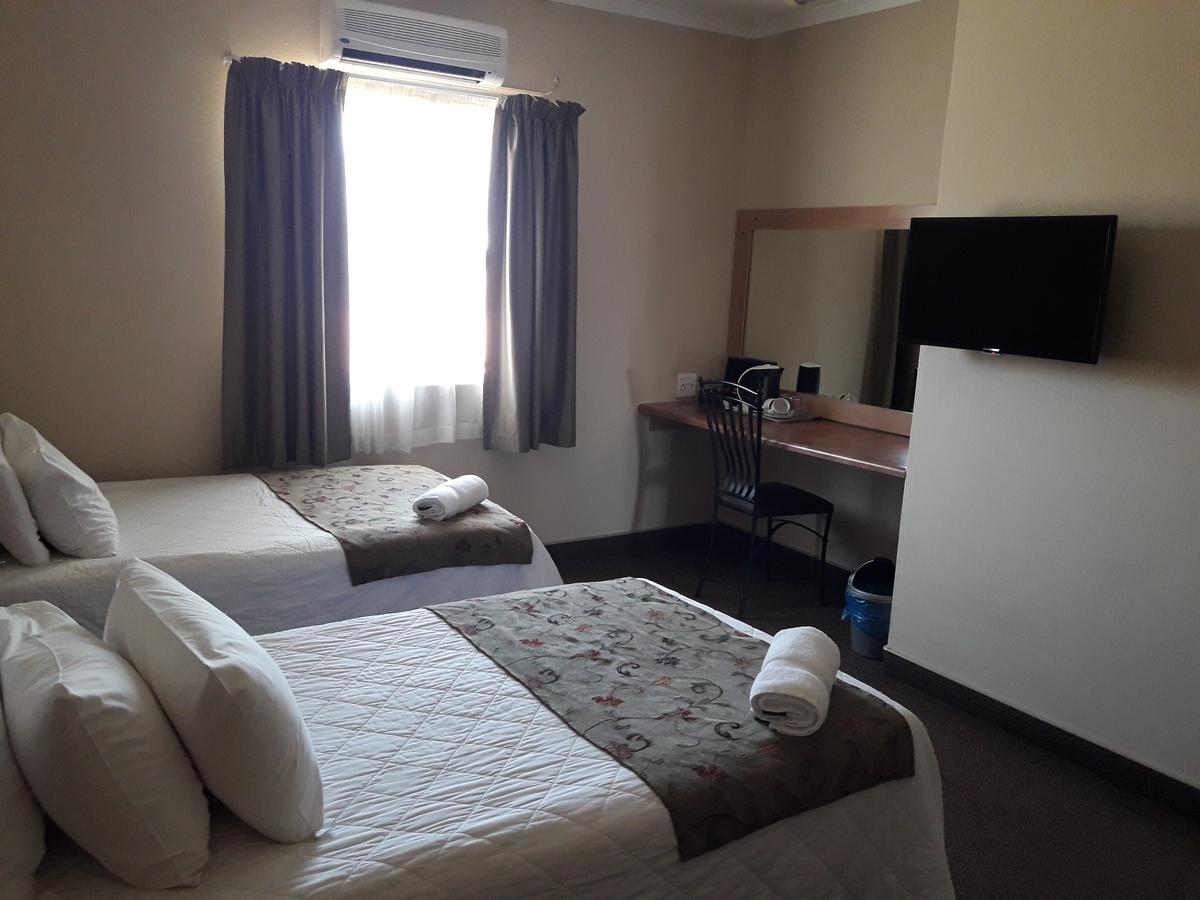 Airport Hotel Kimberley Luaran gambar