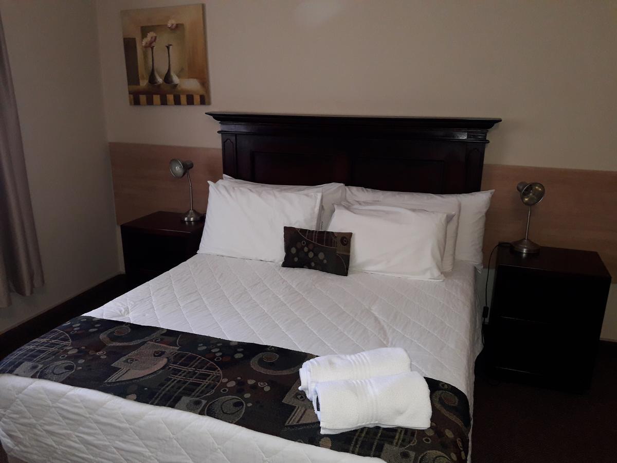Airport Hotel Kimberley Luaran gambar